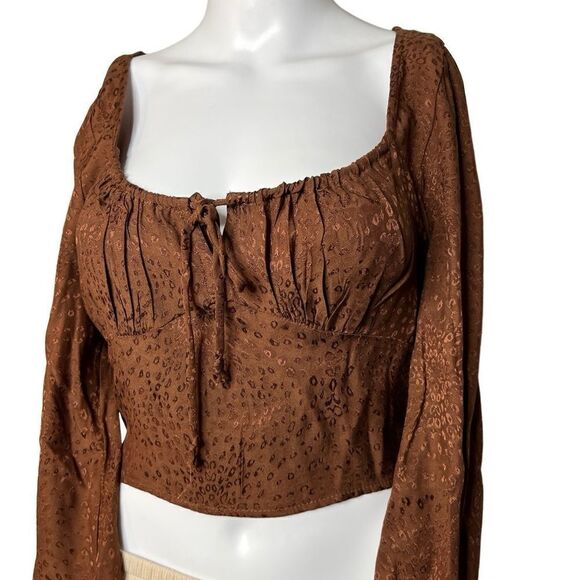 Kirious Leopard Print Long Sleeve Cropped Top Brown Size Medium - Picture 1 of 7